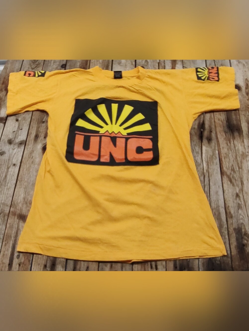 vintage 90's United National Congress logo t-shirt men's Size XL measurement